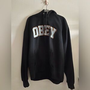 OBEY OVERSIZED CROPPED AT END HOODIE